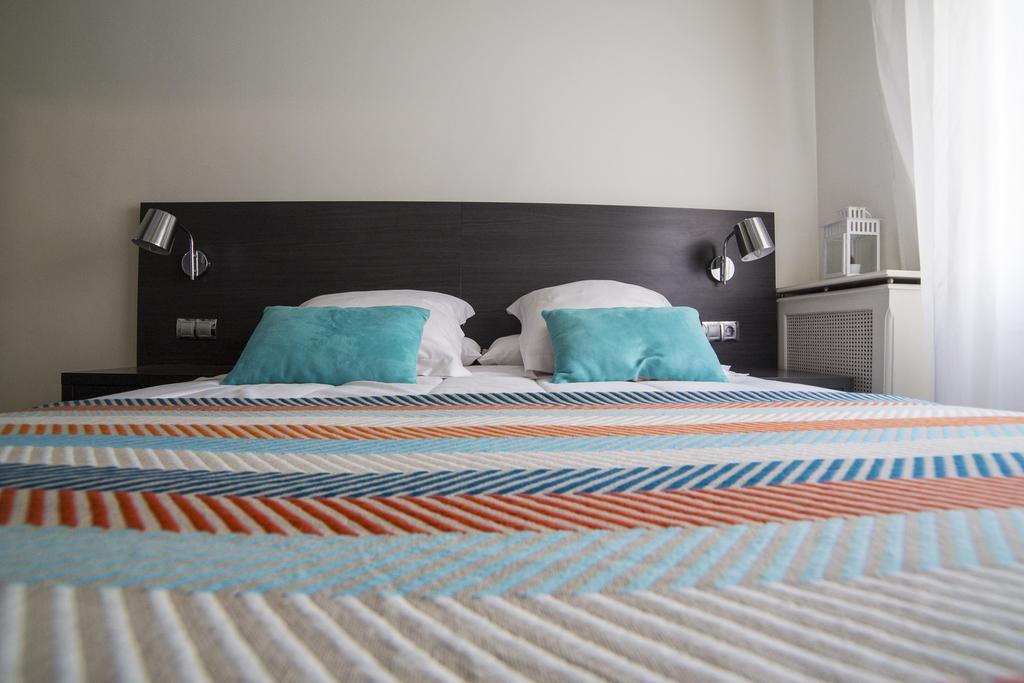 Standard Double Room,676132428:JPEG